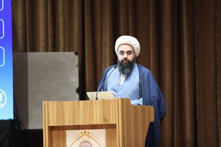 تصاویر/ برگزاری اجتماع تبیینی مبلغان یزد با حضور معاون تبلیغ حوزه های علمیه کشور