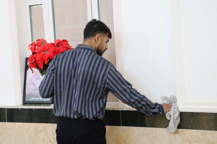 تصاویر/ غبارروبی مساجد دیّر در آستانه ماه مبارک رمضان