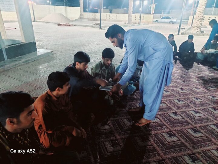 برگزاری آیین شبی با شهدا درباره برکات ماه رمضان در شهرستان جازموریان