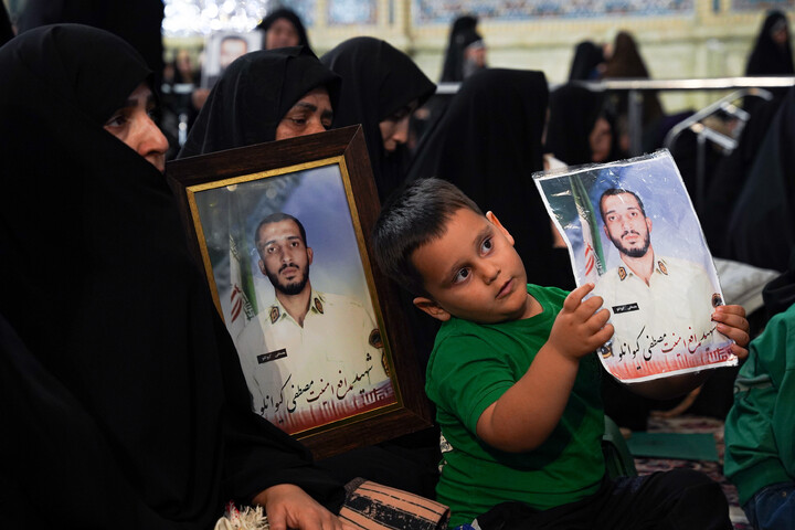 تصاویر/ بزرگداشت شهدای جنایات تروریستی آمریکایی - صهیونی در حرم مطهر رضوی