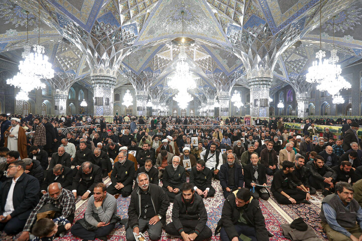 تصاویر/ بزرگداشت شهدای جنایات تروریستی آمریکایی - صهیونی در حرم مطهر رضوی