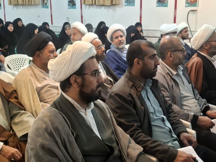 تصاویر/ گردهمایی روحانیون ؛ مبلغین و مبلغات و ائمه جماعات آران و بیدگل