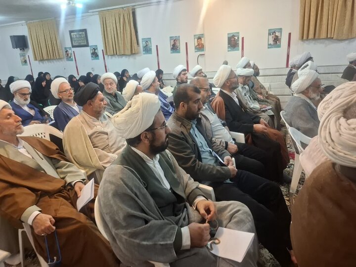 تصاویر/ گردهمایی روحانیون ؛ مبلغین و مبلغات و ائمه جماعات آران و بیدگل