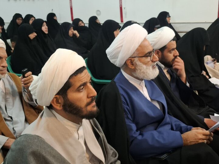 تصاویر/ گردهمایی روحانیون ؛ مبلغین و مبلغات و ائمه جماعات آران و بیدگل