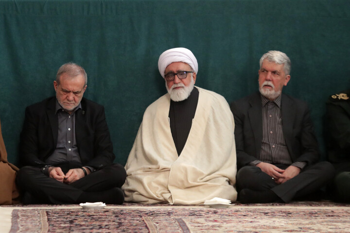 تصاویر/ بزرگداشت شهدای جنایات تروریستی آمریکایی - صهیونی در حرم مطهر رضوی