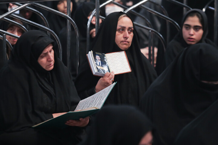 تصاویر/ بزرگداشت شهدای جنایات تروریستی آمریکایی - صهیونی در حرم مطهر رضوی