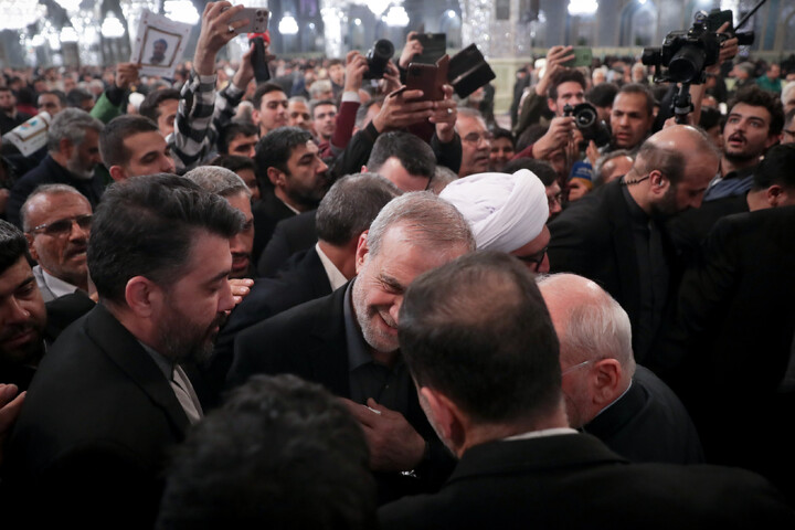 تصاویر/ بزرگداشت شهدای جنایات تروریستی آمریکایی - صهیونی در حرم مطهر رضوی