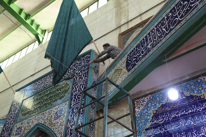 تصاویر / آیین غبار روبی مساجد با حضور نماینده ولی فقیه در استان همدان