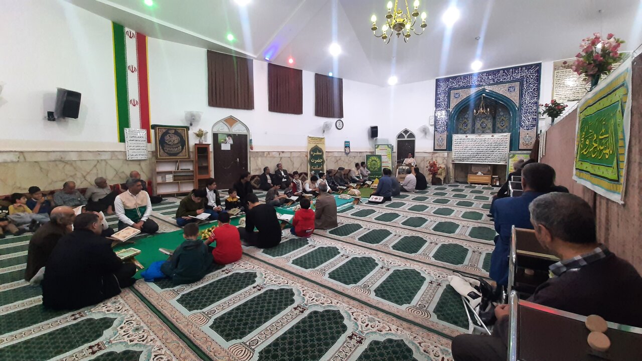 تصاویر/ مراسم استقبال از "حلول ماه قرآن و میلاد هلال عترت" در آران و بیدگل