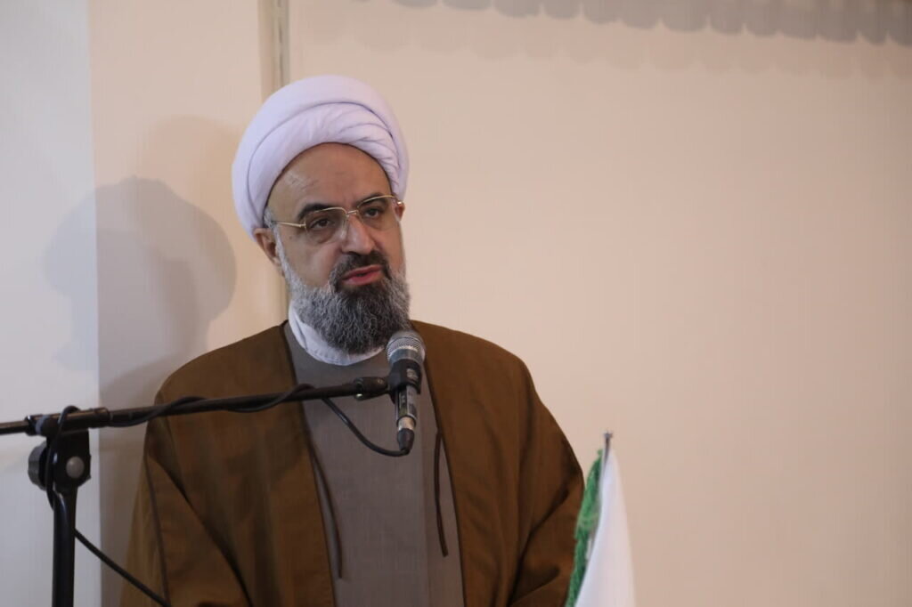 حفظ وحدت، از مهم‌ترین معروف‌ها است