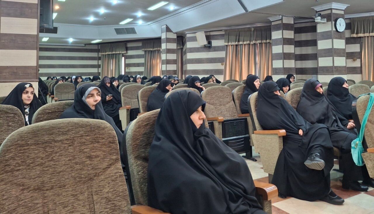 تجلیل از برگزیدگان رقابت علمی کشوری