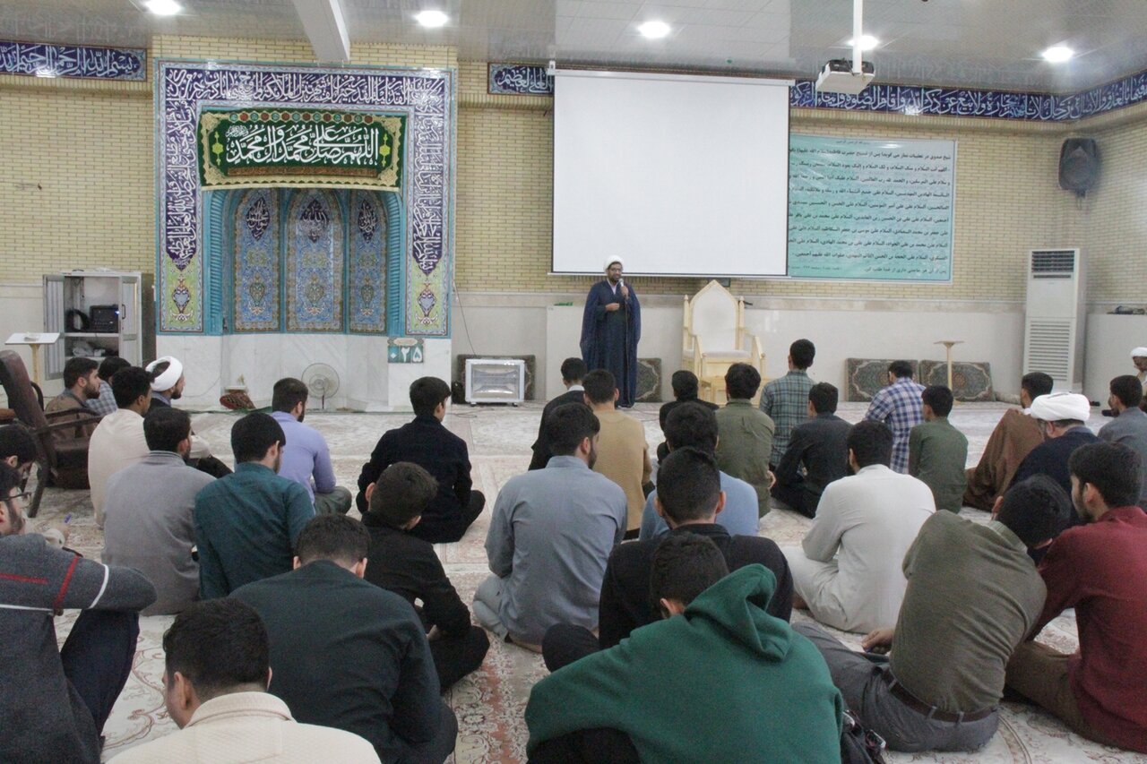 ۶۰طلبه در دوره مهارت‌افزایی پژوهشی مدرسه چهارده معصوم(ع) شرکت کردند