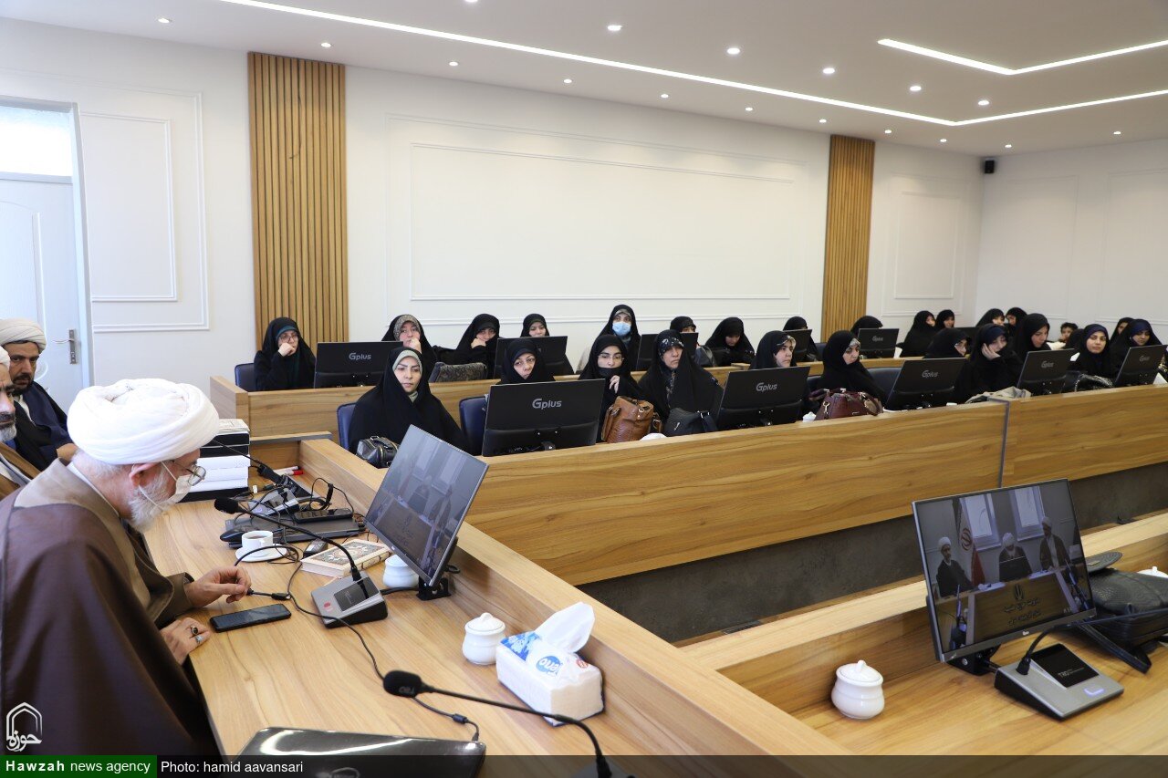 کارگاه تخصصی عفاف و حجاب در تبریز برگزار شد+عکس