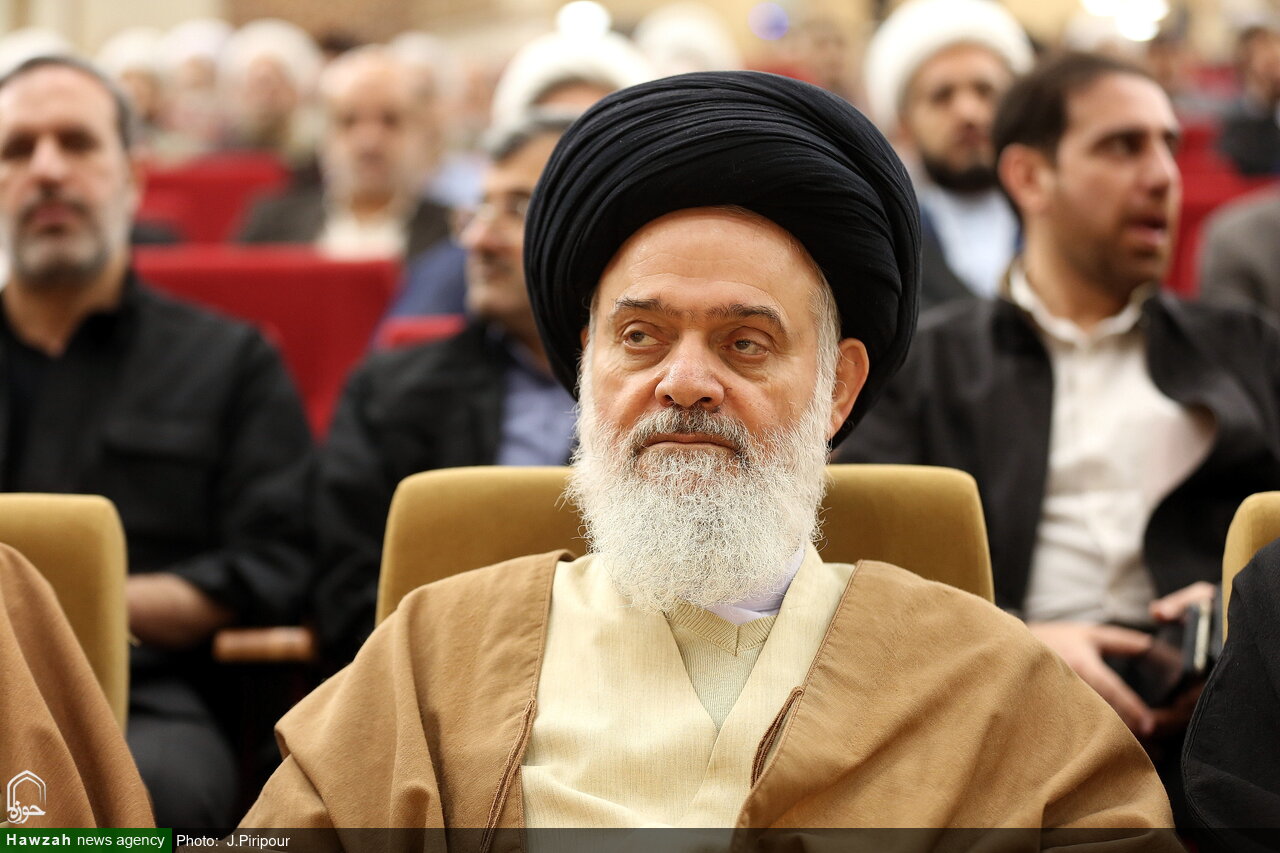 Шесть ключевых осей внедрения интеллектуальных технологий в сферу исламских наук /Учёный-преподаватель, ставший образцом научного подвижничества и научной организованности