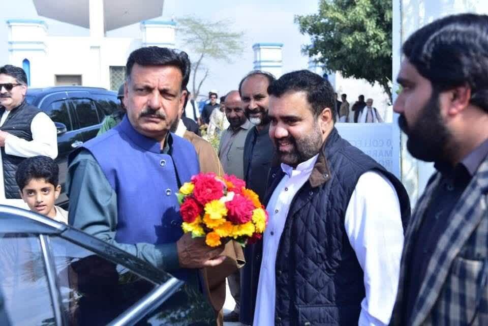 ماڑی انڈس میانوالی میں اجتماعی شادیوں کی شاندار تقریب / 110 جوڑوں کی نئی زندگی کی خوشیوں کے ساتھ رخصتی