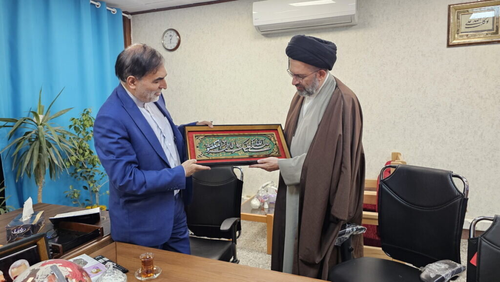 دیدار معاون فرهنگی حرم مطهر بانوی کرامت با معاون سیاسی صداوسیما