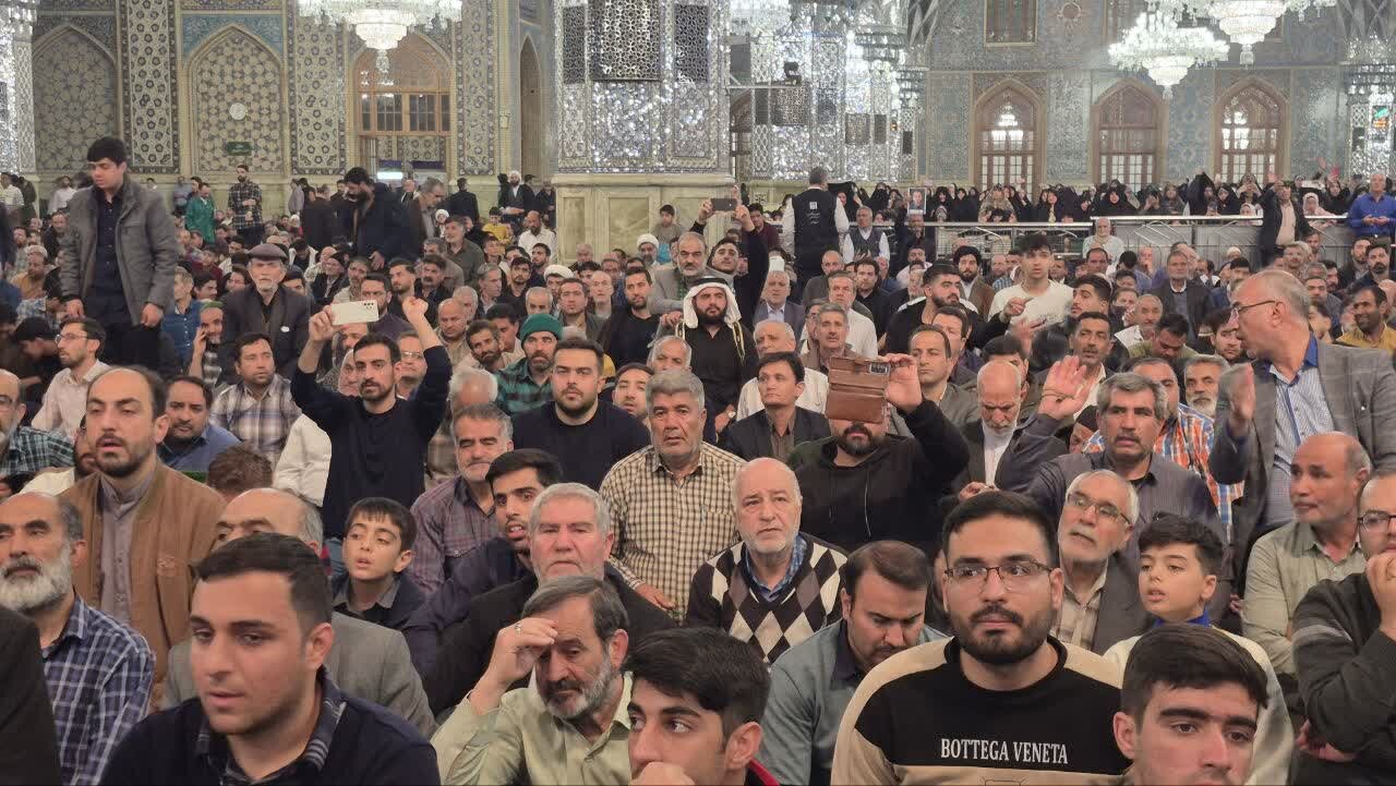 تصاویر/مراسم اربعین شهدای فتنه آمریکایی صهیونیستی در حرم مطهر رضوی