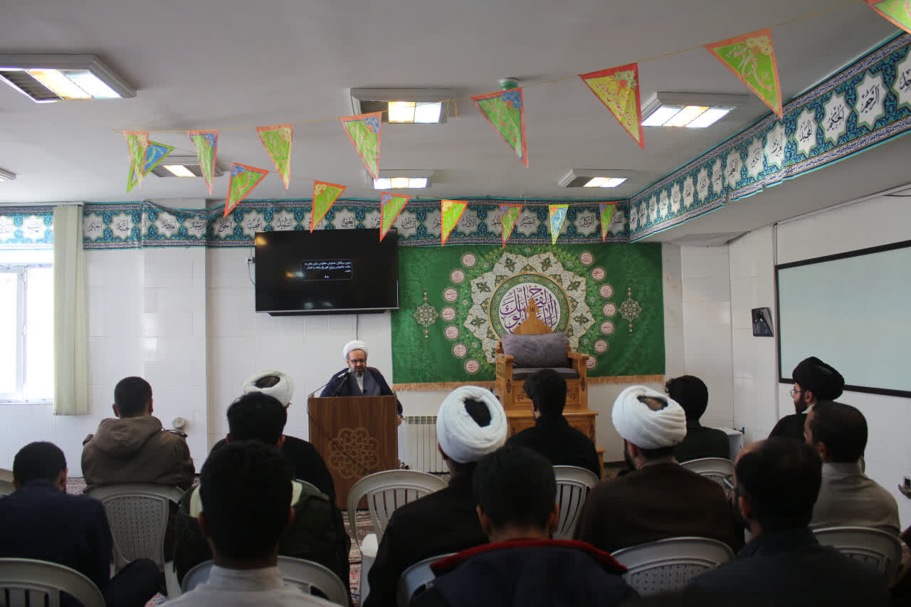 توصیه مدیر حوزه علمیه کرمان به طلاب برای حضور مؤثر تبلیغی در ماه رمضان