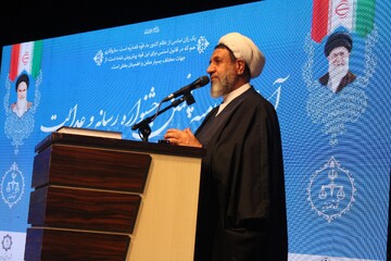 خبرنگاران در هدایت افکار و رفتارهای اجتماعی، نقشی کلیدی دارند