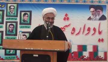 شهدای ابوذر الگوی ایستادگی در برابر استکبار هستند+تصاویر
