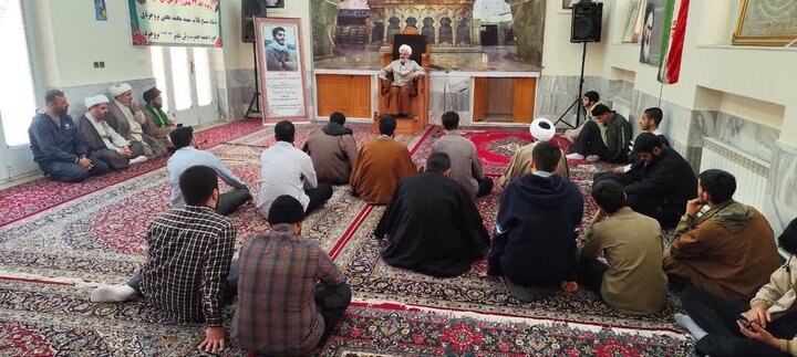 تصاویر/اجرای برنامه های تهذیبی آموزشی در مدرسه ولیعصر(عج)بروجرد