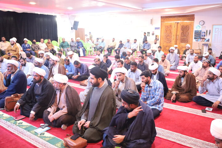 تصاویر/ دیدار معاون امور طلاب و دانش‌آموختگان حوزه های علمیه با مبلغین استان هرمزگان