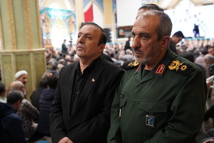 تصاویر / مراسم اربعین شهدای فتنه آمریکایی وصهیونیستی در قزوین