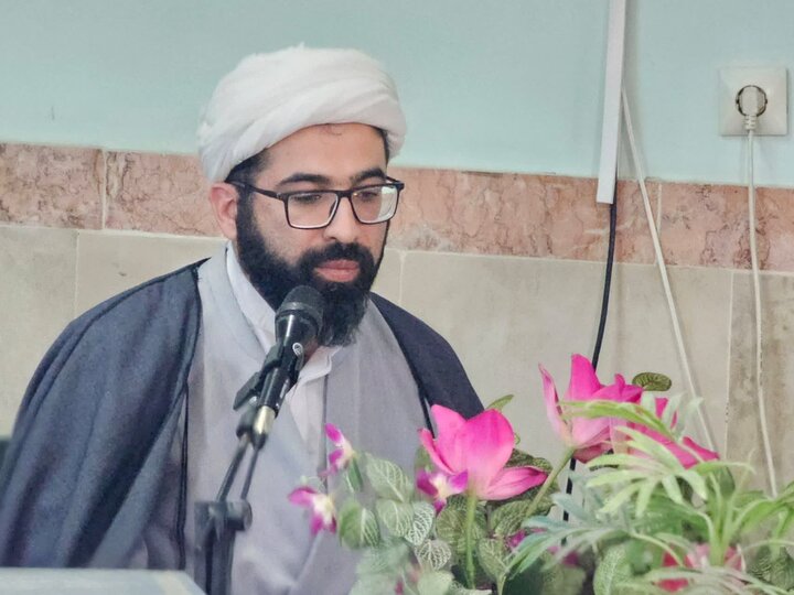 تصاویر / گردهمایی روحانیون وائمه جماعات مساجد شهرستان بویین زهرا