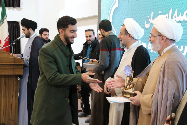 تصاویر|ختتامیه یازدهمین جشنواره ورزشی و هنری حوزه علمیه اصفهان