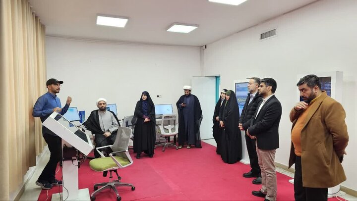 تصاویر/ برگزاری نمایشگاه تعاملی «پیام‌بر آیه‌ها باشید» به همت اداره کل راهبری زیست بوم فرهنگی تهران