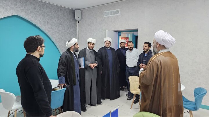 تصاویر/ برگزاری نمایشگاه تعاملی «پیام‌بر آیه‌ها باشید» به همت اداره کل راهبری زیست بوم فرهنگی تهران