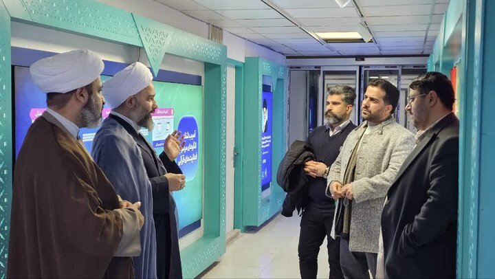 تصاویر/ برگزاری نمایشگاه تعاملی «پیام‌بر آیه‌ها باشید» به همت اداره کل راهبری زیست بوم فرهنگی تهران