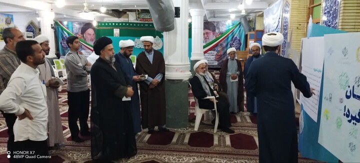 تصاویر/ برپایی نمایشگاه زندگی با آیه‌ها در دشتستان