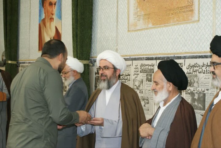 تصاویر/ تصاویر/ مراسم اختتامیه هفدهمین جشنواره مدرسه ای علامه حلی در مدرسه علمیه امام القائم ( عج ) برگزار شد