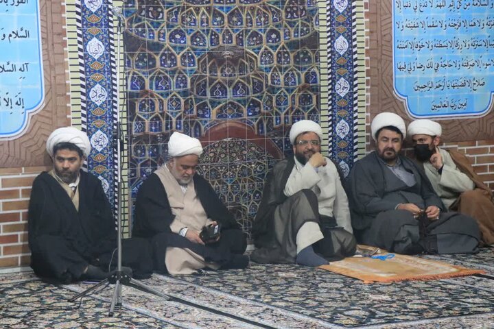 تصاویر/نشست مجمع روحانیون شهر اراک،با حضور مدیرکل تبلیغات اسلامی استان مرکزی