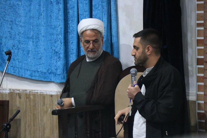 تصاویر/نشست مجمع روحانیون شهر اراک،با حضور مدیرکل تبلیغات اسلامی استان مرکزی