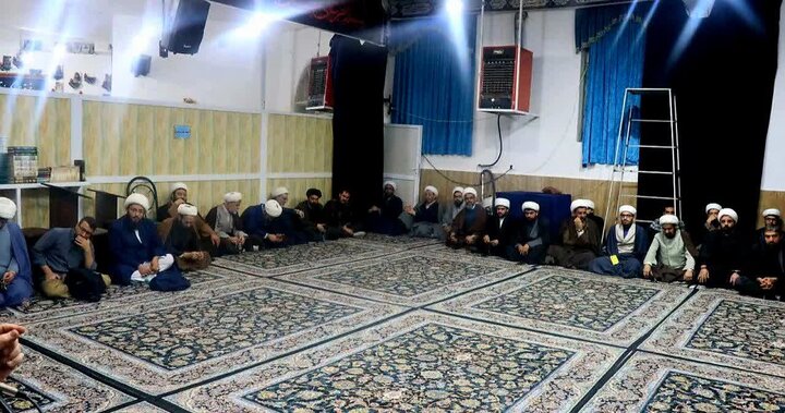 تصاویر/نشست مجمع روحانیون شهر اراک،با حضور مدیرکل تبلیغات اسلامی استان مرکزی
