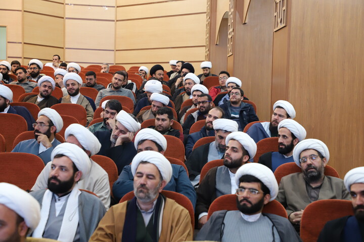 تصاویر/ همایش مبلغان اعزامی ماه مبارک رمضان در سنندج