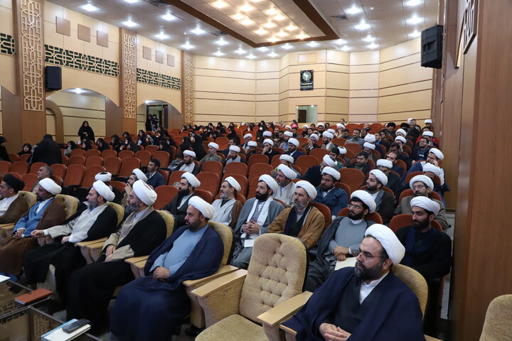 تصاویر/ همایش مبلغان اعزامی ماه مبارک رمضان در سنندج