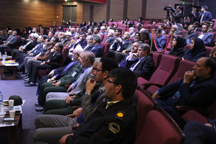 تصاویر/ اختتامیه پنجمین دوره جشنواره «رسانه و عدالت»   استان کرمان