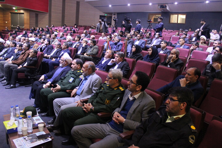 تصاویر/ اختتامیه پنجمین دوره جشنواره «رسانه و عدالت»   استان کرمان