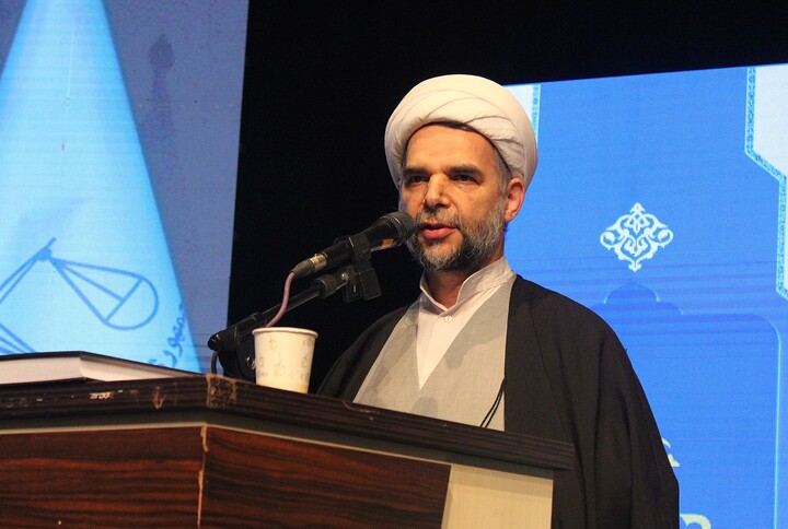 تصاویر/ اختتامیه پنجمین دوره جشنواره «رسانه و عدالت»   استان کرمان