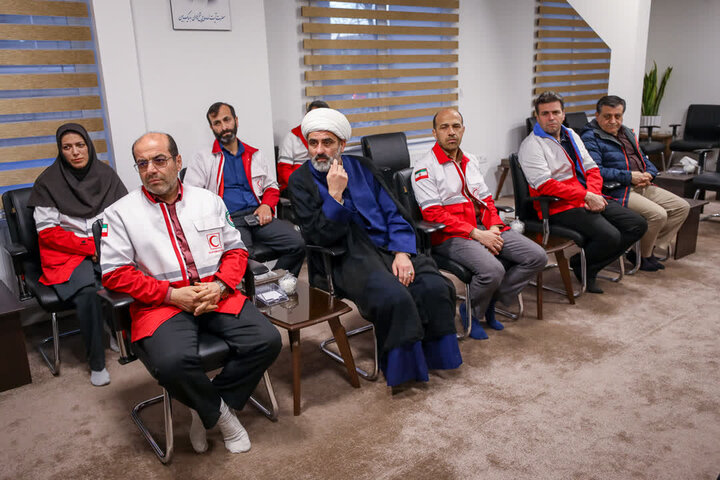 تصاویر / دیدار  نماینده ولی‌فقیه در جمعیت هلال احمر جمهوری اسلامی ایران، با امام جمعه قزوین