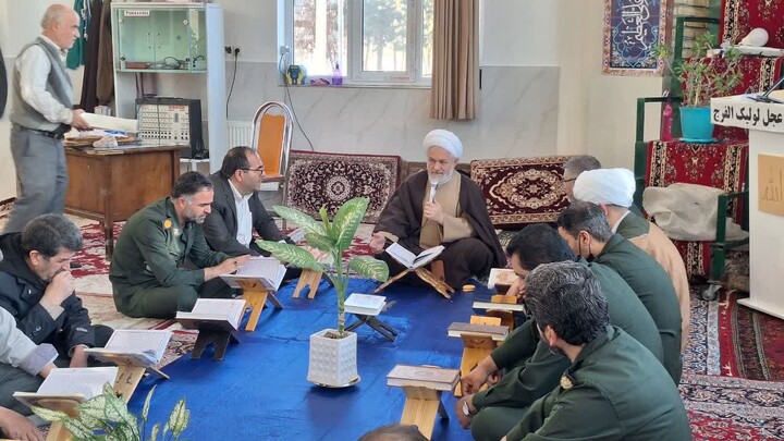 تصاویر / حضور امام جمعه اسدآباد در آیین غبارروبی مساجد