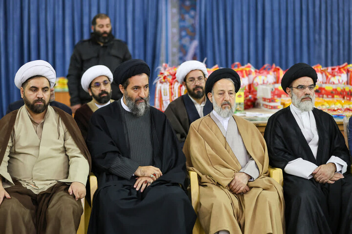 تصاویر / توزیع ۱۰ هزار بسته معیشتی در آذربایجان‌شرقی