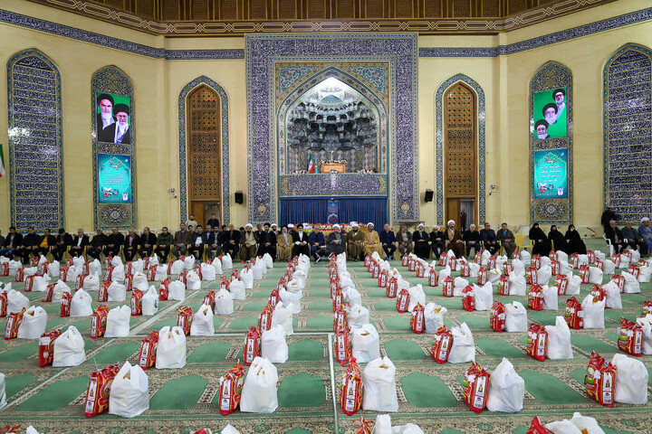 تصاویر / توزیع ۱۰ هزار بسته معیشتی در آذربایجان‌شرقی