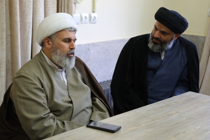 بازدید حجت‌الاسلام والمسلمین رفیعی از مرکز تبلیغ مجازی حوزه علمیه یزد