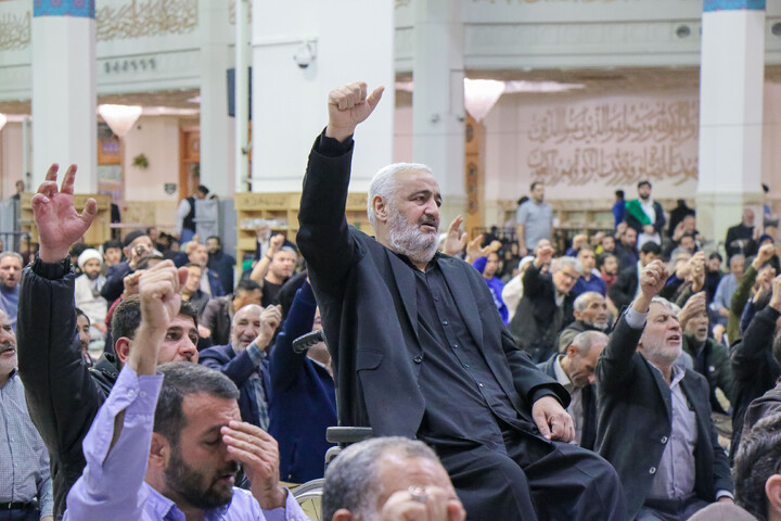 تصاویر/ مراسم اربعین شهدای حوادث تروریستی اخیر در حرم حضرت معصومه س