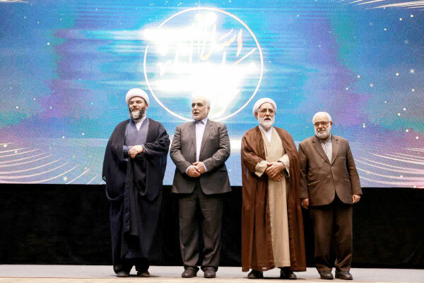 «معارف اسلام ناب»؛ فرصتی طلایی برای نجات نسل جوان