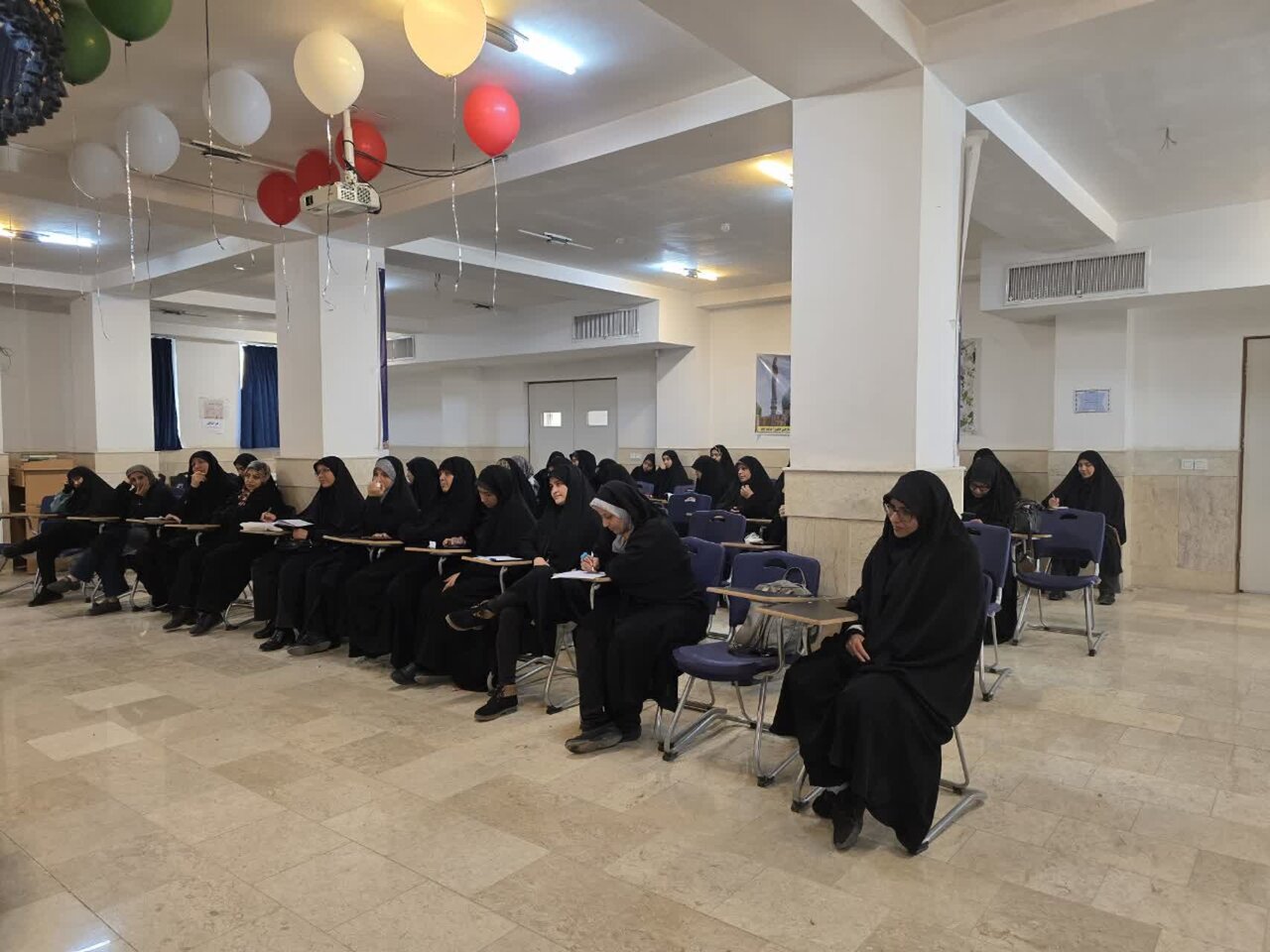 برگزاری نشست اخلاقی «تقوا و خودسازی» در مدرسه علمیه حضرت نرجس خاتون(س)